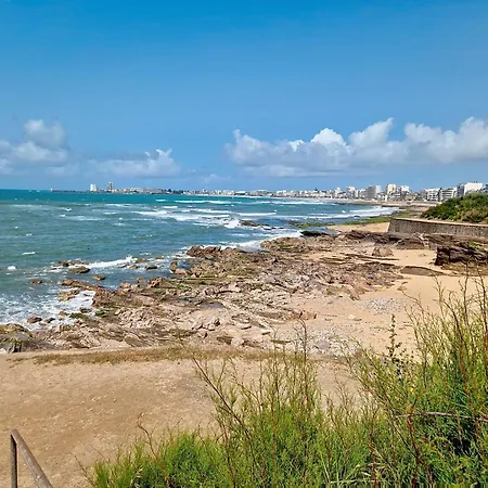 Face Au Centre Des Sables-d'olonne, 2 Chambres, Garage - Fr-1-331-97 * Les Sables-dʼOlonne